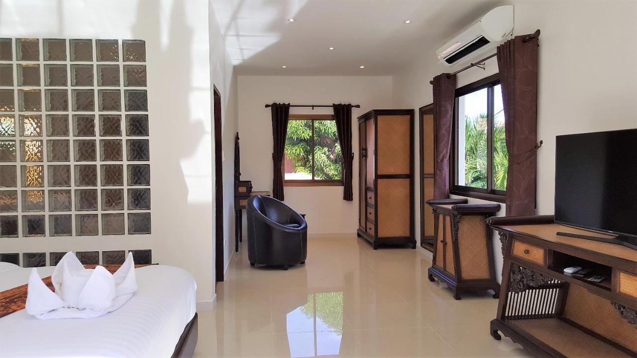 Hideland Luxury Pool Villa Pattaya Walking Street 5 Bedrooms Exterior photo